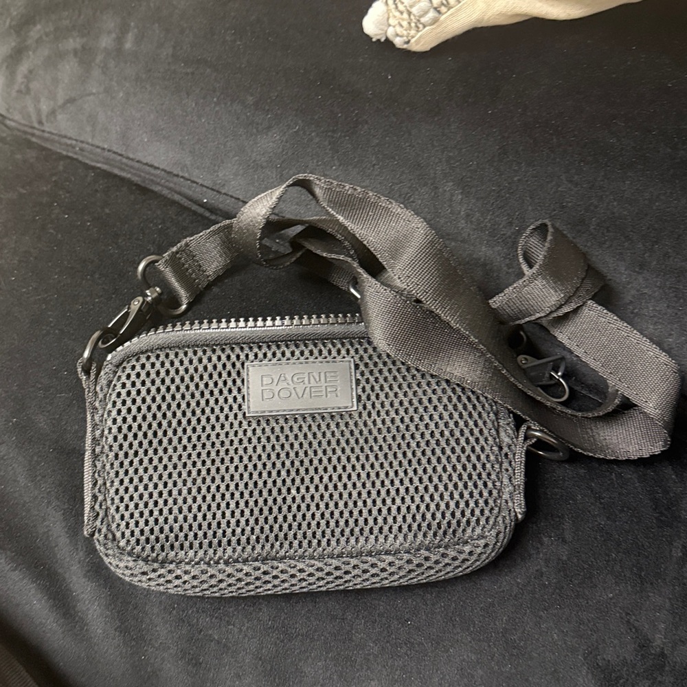 Dagne Dover Black Mesh Crossbody Bag *Never Used*